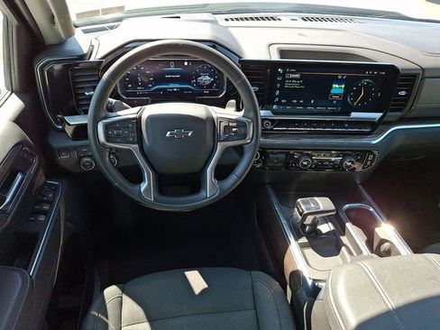 Used 2023 Chevrolet Silverado 1500 RST image 13