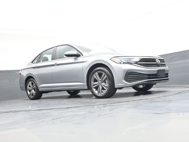 Used 2024 Volkswagen Jetta SE FWD image 31