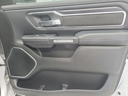 Used 2023 RAM 1500 Laramie AWD/4WD image 23