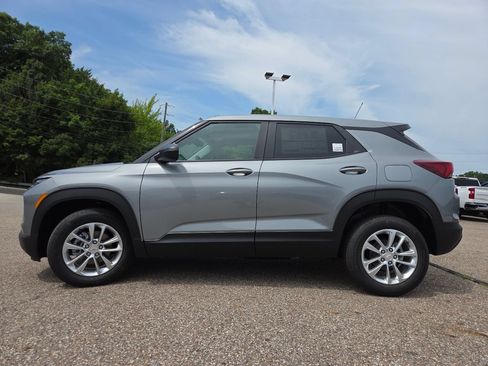 New 2026 Chevrolet TrailBlazer LS w/ LS Convenience Package AWD/4WD image 13