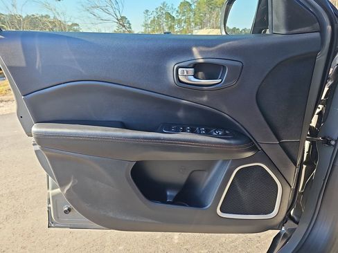 Used 2020 Jeep Compass Limited w/ Safety & Security Group image 31