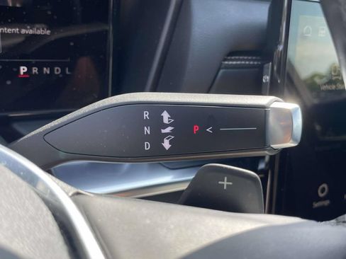 Used 2025 GMC Terrain Elevation AWD/4WD image 30