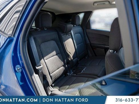 Used 2023 Ford Escape Active w/ Tech Pack #2 AWD/4WD image 26
