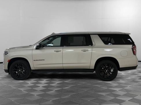 Certified 2024 Chevrolet Suburban Premier AWD/4WD image 2