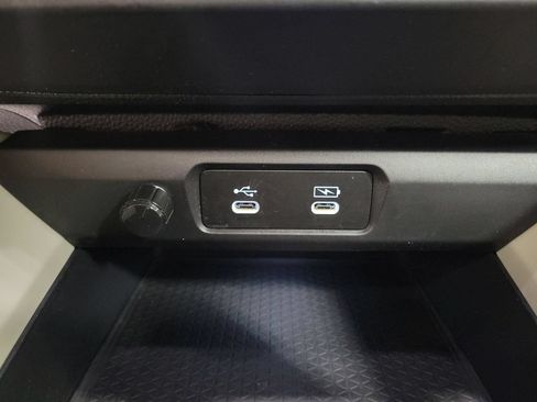 Used 2025 Honda Accord SE image 19