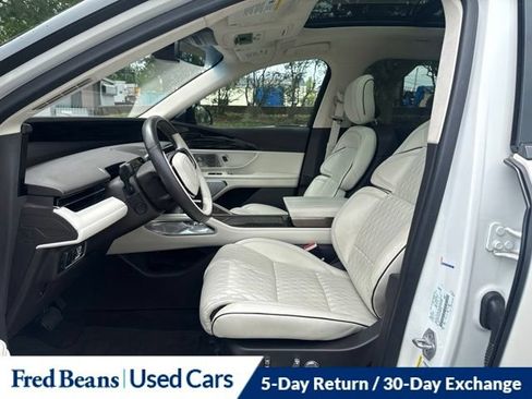 Used 2024 Lincoln Nautilus Black Label w/ Jet Appearance Package (87T) AWD/4WD image 13