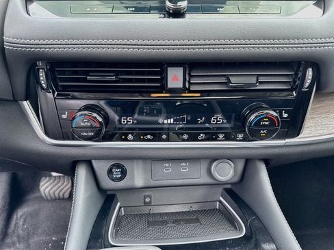 New 2026 Nissan Rogue Platinum AWD/4WD image 14