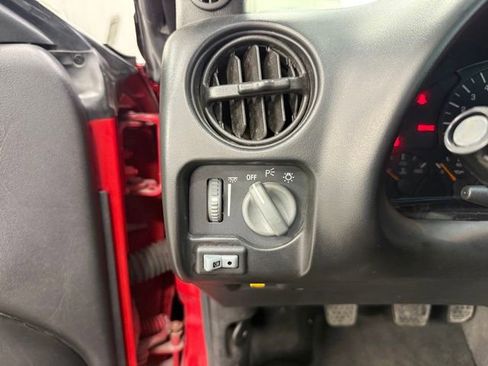 Used 2001 Pontiac Firebird Formula w/ Protection Group image 28