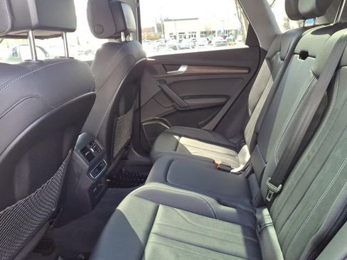 Used 2025 Audi Q5 e Premium Plus image 16