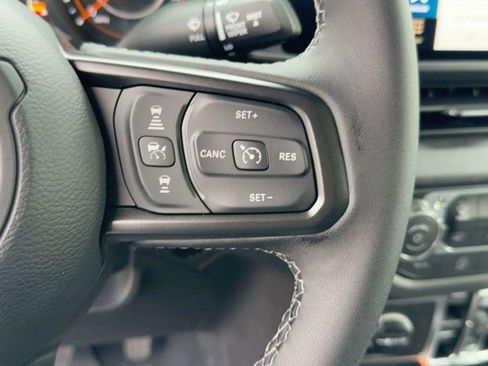 New 2025 Jeep Gladiator Sport image 26