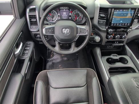 Used 2024 RAM 1500 Laramie image 8