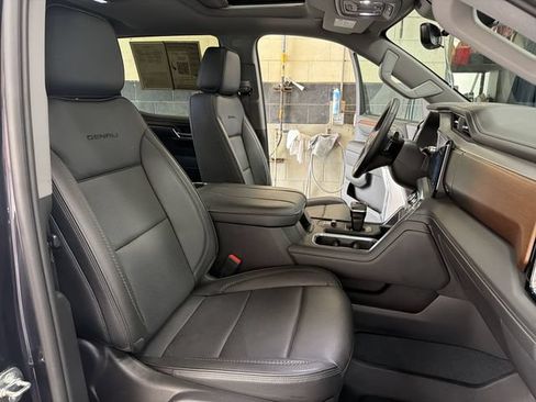 Certified 2024 GMC Sierra 1500 Denali w/ Denali Reserve Package AWD/4WD image 26
