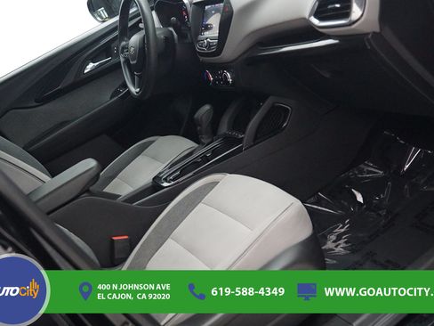 Used 2021 Chevrolet TrailBlazer LT AWD/4WD image 5