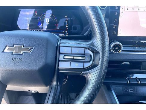 Used 2023 Chevrolet Colorado Trail Boss w/ Technology Package AWD/4WD image 21