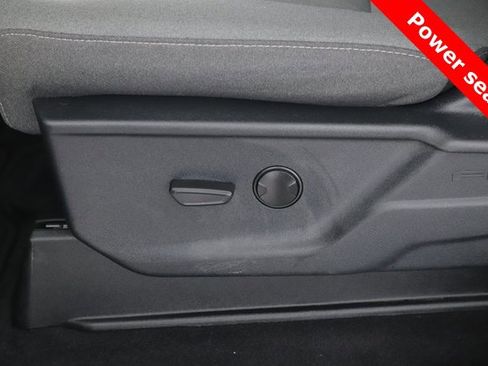 Used 2025 Ford F150 XLT w/ Equipment Group 301A Standard image 17