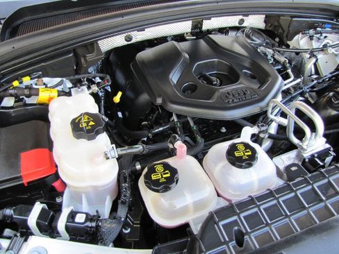 Used 2022 Jeep Grand Cherokee Summit w/ Advanced Protech Group IV image 26