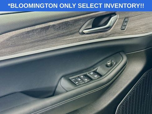 New 2025 Jeep Grand Cherokee L Limited image 18