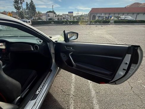 Used 2013 Scion FR-S 10 Series image 19