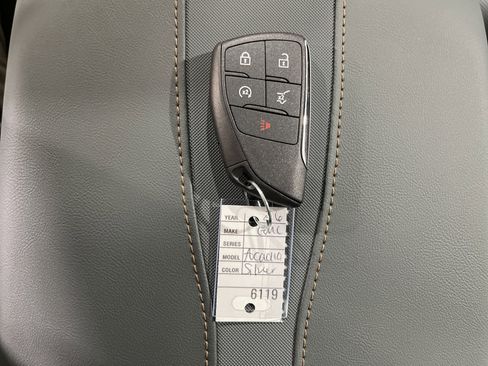 New 2026 GMC Acadia AT4 w/ Luxury Package AWD/4WD image 25