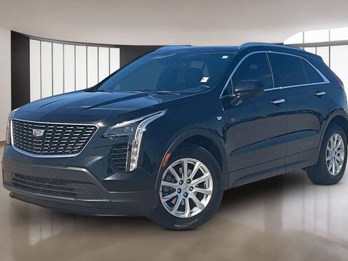 Certified 2023 Cadillac XT4 Luxury w/ Cold Weather Package FWD image 1