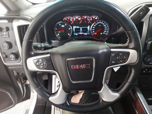 Used 2019 GMC Sierra 2500 SLT AWD/4WD image 9
