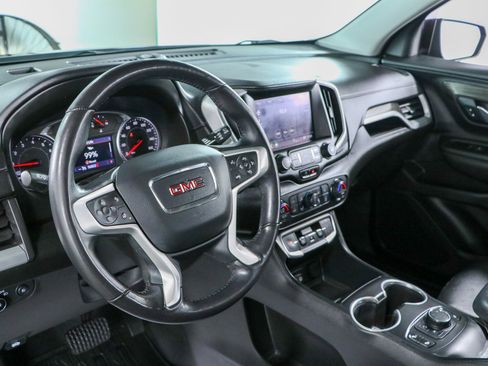 Used 2022 GMC Terrain SLT w/ LPO, Floor Liner Package AWD/4WD image 22