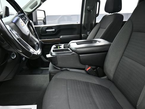 Used 2023 Chevrolet Silverado 2500 LT w/ Convenience Package image 11