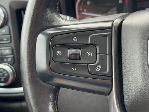 Used 2021 GMC Sierra 1500 AT4 w/ AT4 Preferred Package AWD/4WD image 15