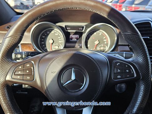 Used 2018 Mercedes-Benz GLS 450 4MATIC image 19