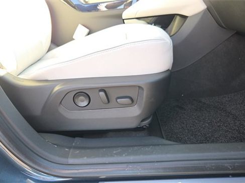 New 2026 Buick Envision Avenir image 15