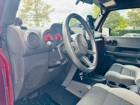 Used 2007 Jeep Wrangler X AWD/4WD image 32