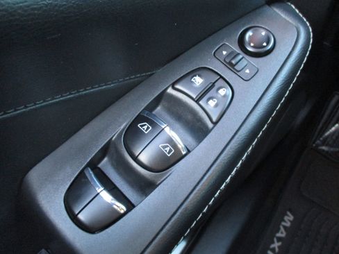 Used 2021 Nissan Maxima Platinum w/ Sport Mat Group image 31