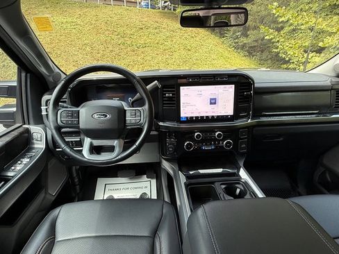 Used 2024 Ford F250 Lariat w/ Sport Appearance Package AWD/4WD image 11