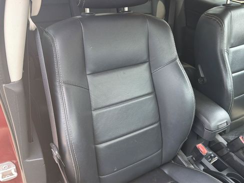 Used 2016 Jeep Patriot High Altitude AWD/4WD image 18