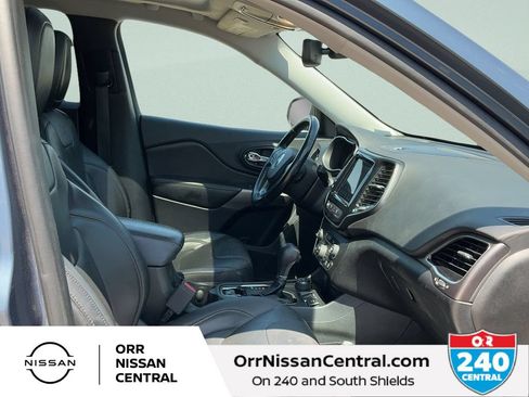 Used 2021 Jeep Cherokee Limited AWD/4WD image 11