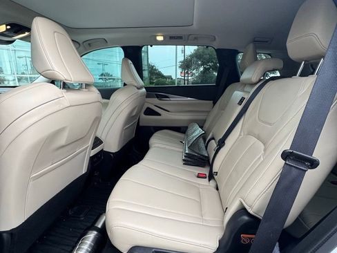 Certified 2023 INFINITI QX60 Luxe AWD/4WD image 16