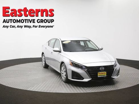 Used 2023 Nissan Altima 2.5 S FWD image 49