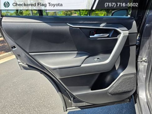 Used 2023 Toyota RAV4 SE w/ Convenience Package AWD/4WD image 27