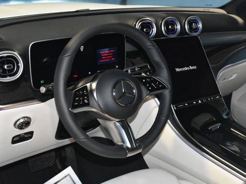 New 2026 Mercedes-Benz GLC 300 GLC 300 image 2