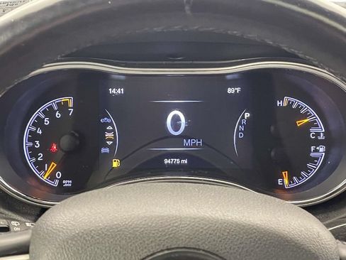 Used 2018 Jeep Grand Cherokee Altitude AWD/4WD image 37