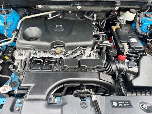Used 2019 Toyota RAV4 LE image 28
