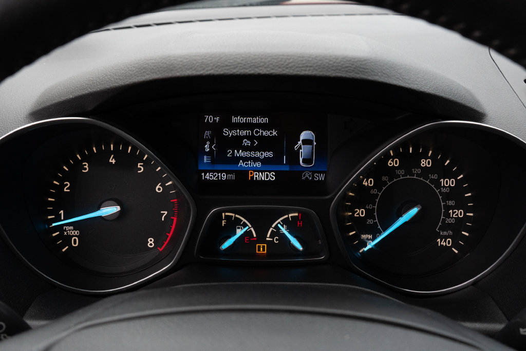 Used 2017 Ford Escape Titanium FWD image 25