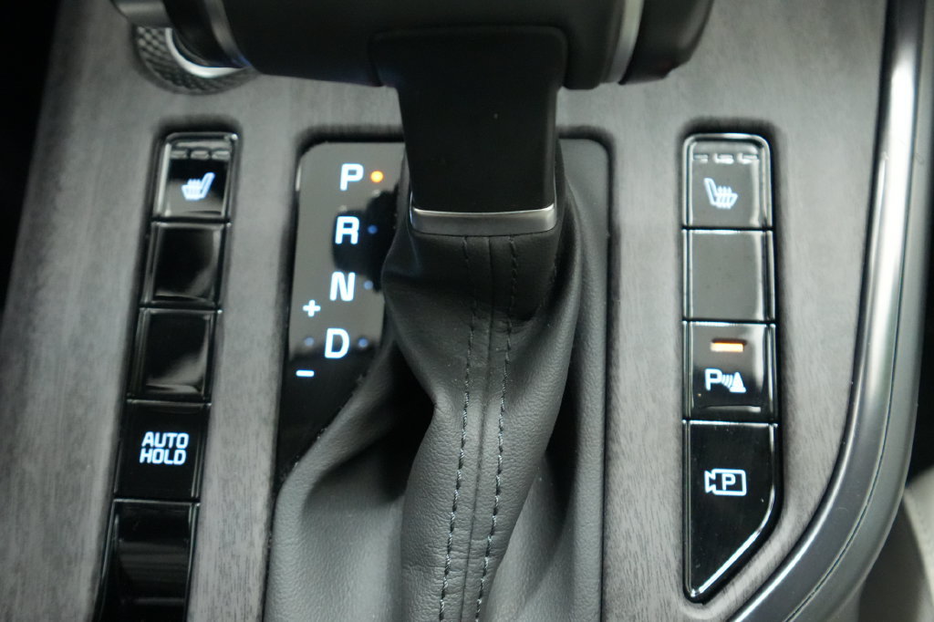 Used 2023 Kia Niro EX FWD image 28