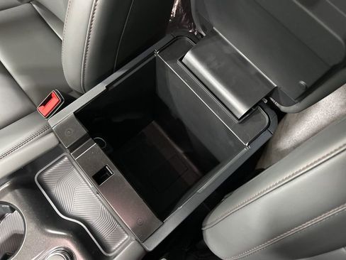 New 2026 Ford Explorer Active w/ Active Comfort Package image 24