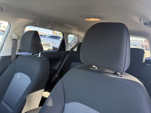 Certified 2025 Kia Soul LX image 15