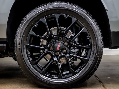 Used 2024 GMC Yukon XL Denali w/ Max Trailering Package image 36