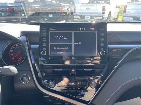 Used 2024 Toyota Camry XSE image 21