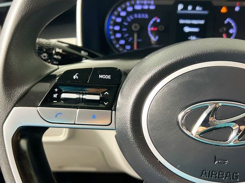 Used 2022 Hyundai Tucson SEL image 18