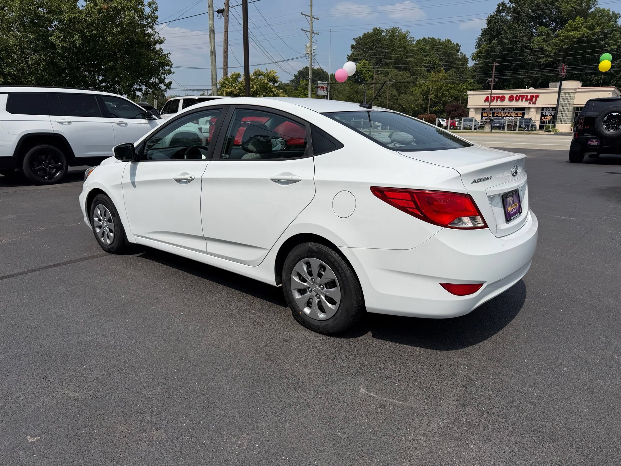 Used 2017 Hyundai Accent SE FWD image 4