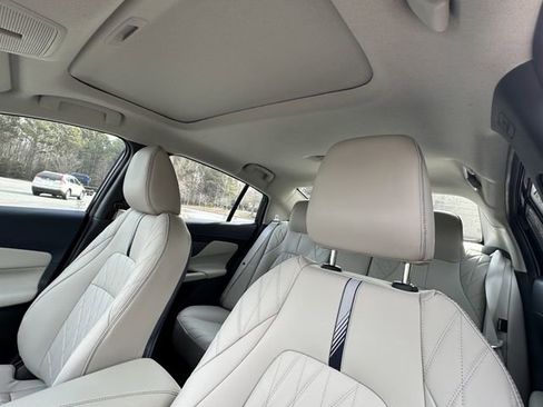 New 2026 Nissan Sentra SL w/ Floor Mat Package FWD image 25